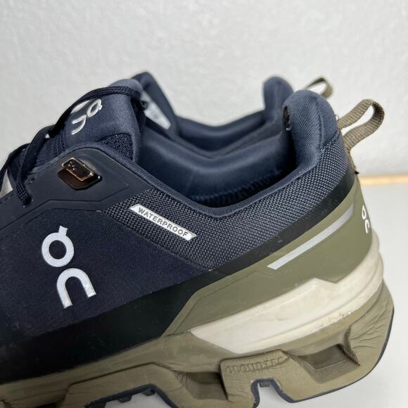 On Running Cloudwander Waterproof Navy Blue Trail Shoes Men's Size 11 - Picture 8 of 13